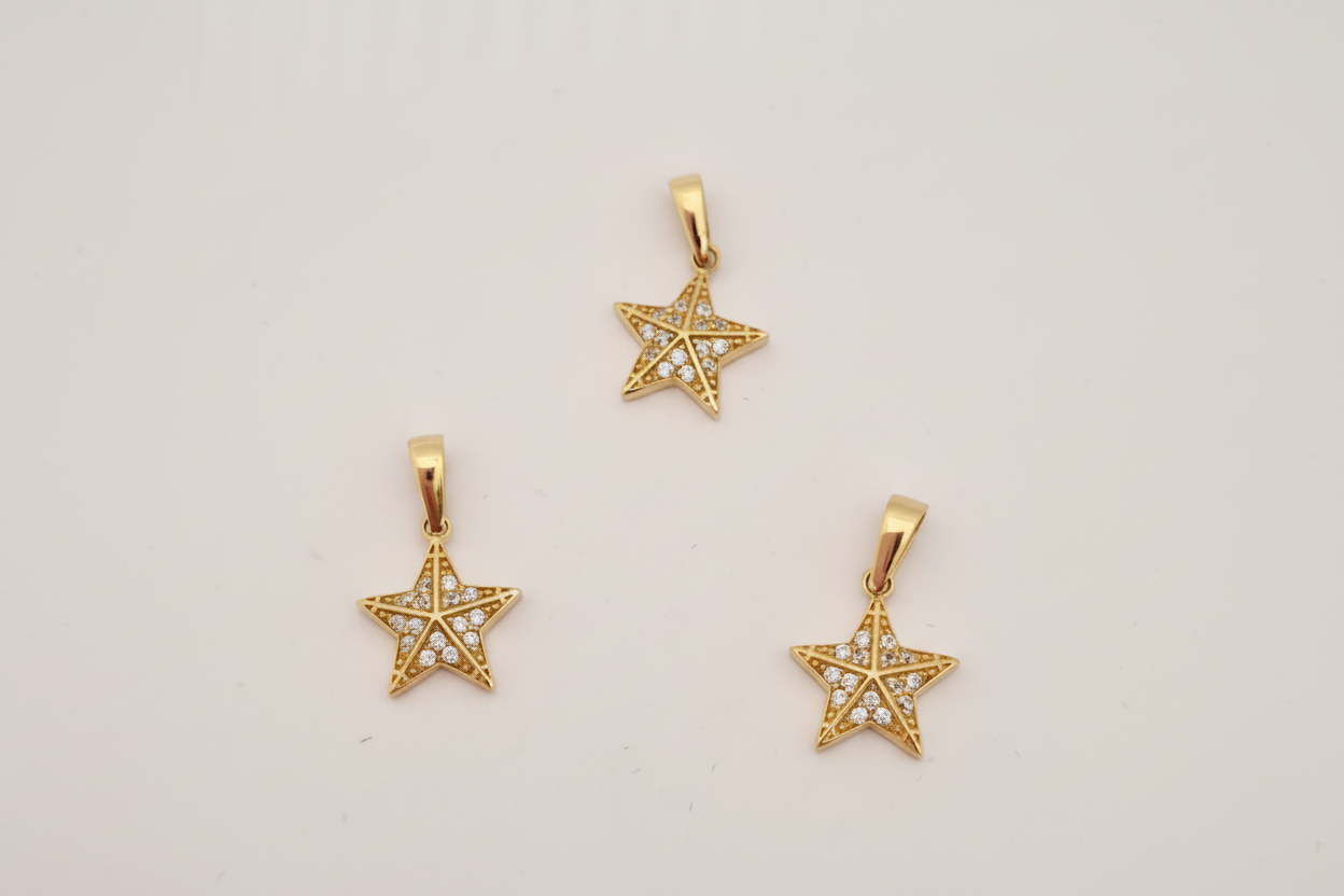 18K STAR PENDANT