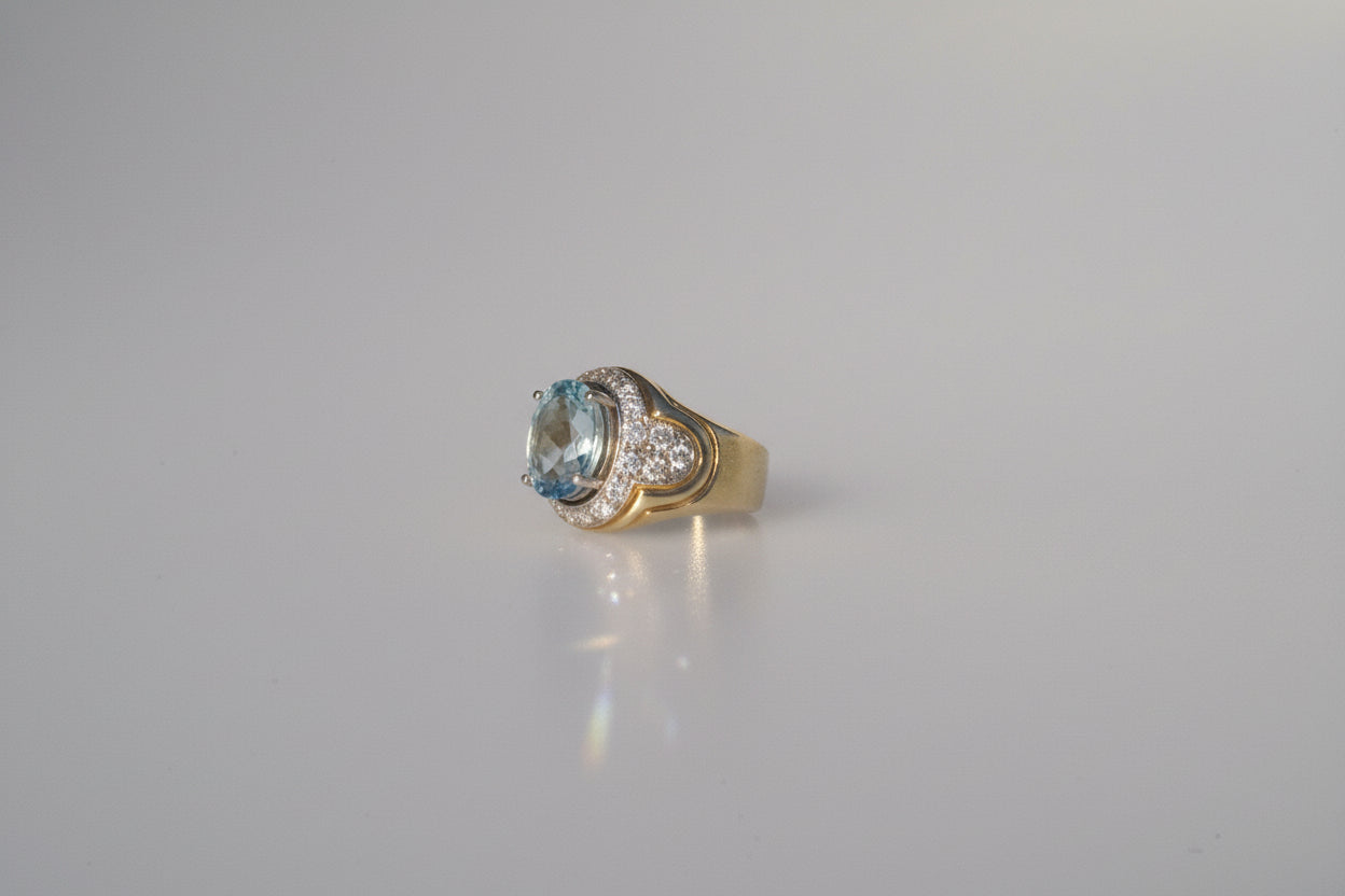 18k topaz ring and diamonds size 8